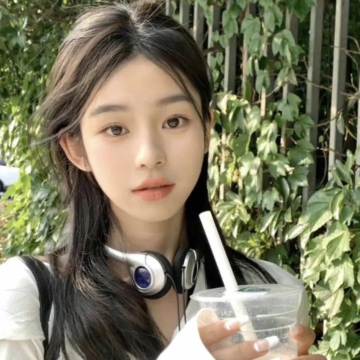 美人鱼之海盗来袭 海报