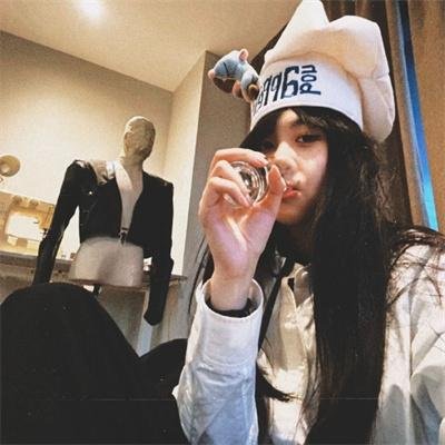 阿斯利的义务 海报